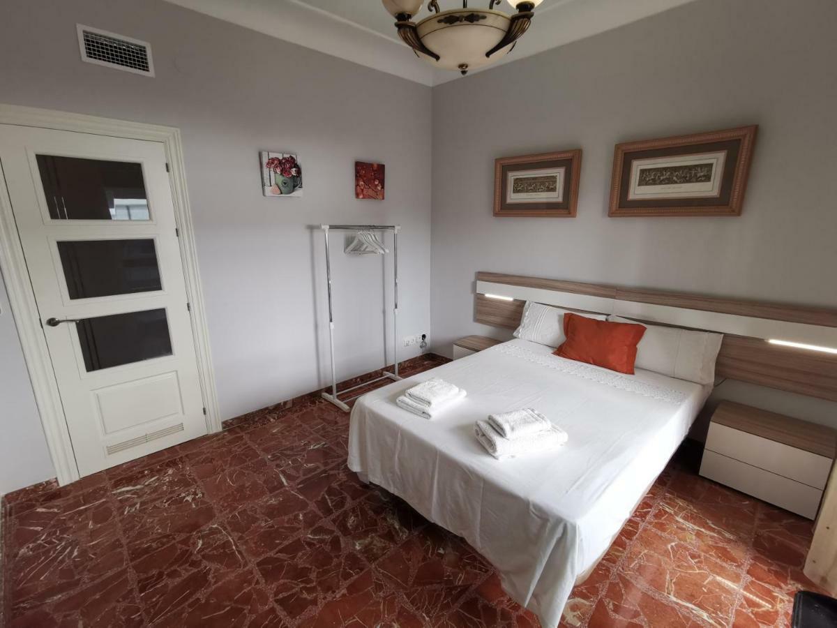 Eduardo Lucena 5, Mezquita Apartment Cordoba Exterior photo